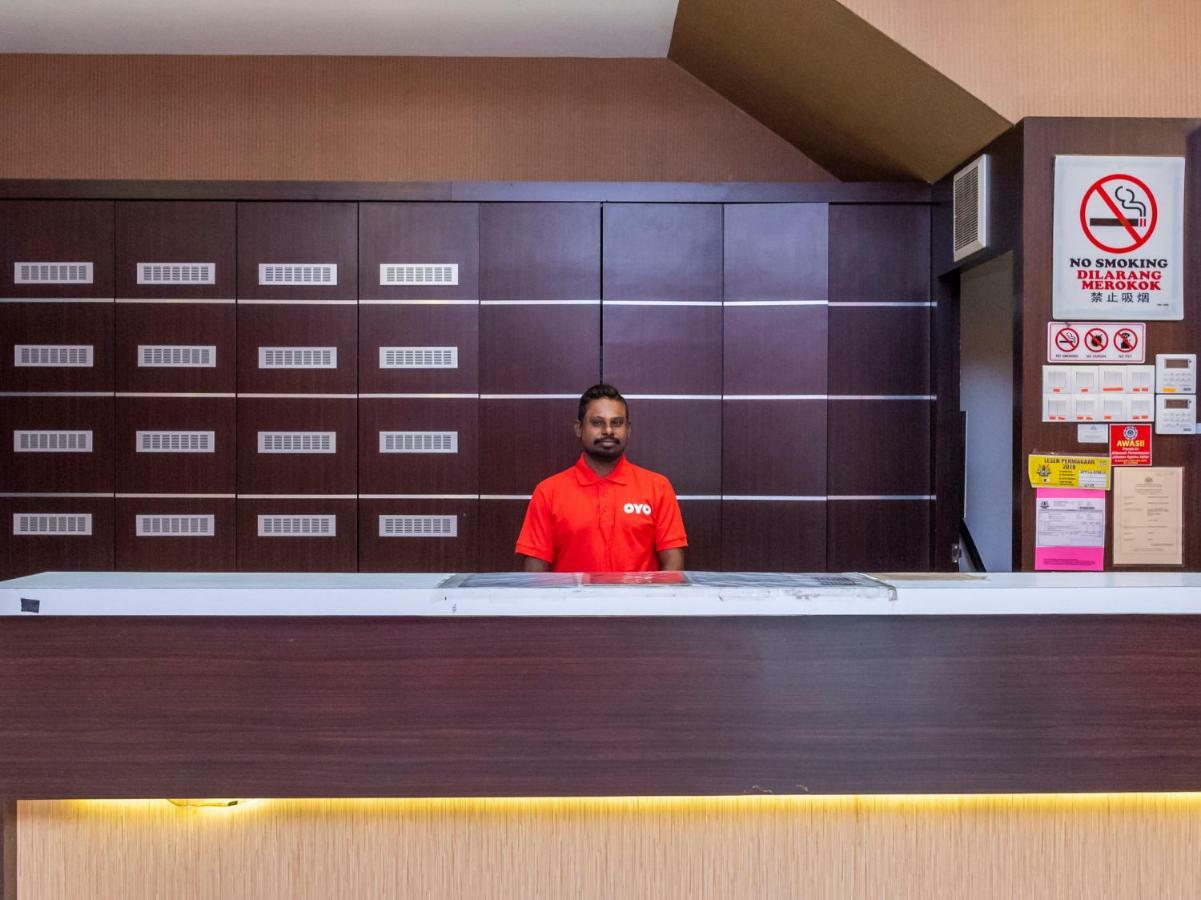 Remember Hotel Bukit Gambir Экстерьер фото